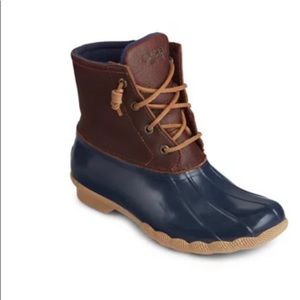 •Sperry duck boots•